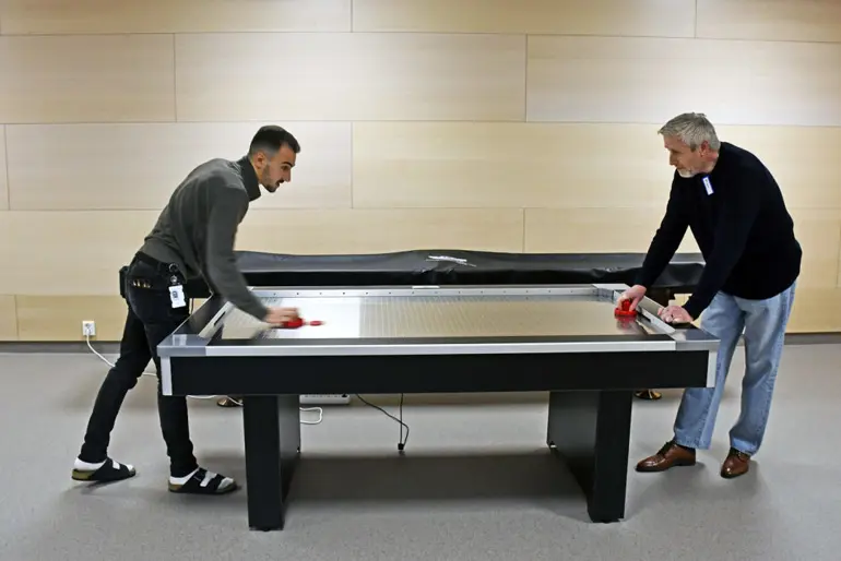 russeksjon åpning shuffleboard