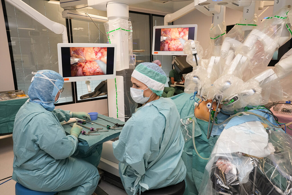 Fra operasjonssalen under operasjon.