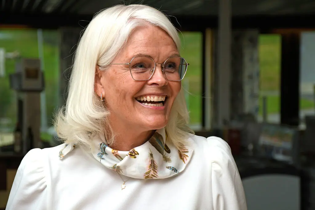 Portrett av smilende Gry Tufte-Gerhardsen