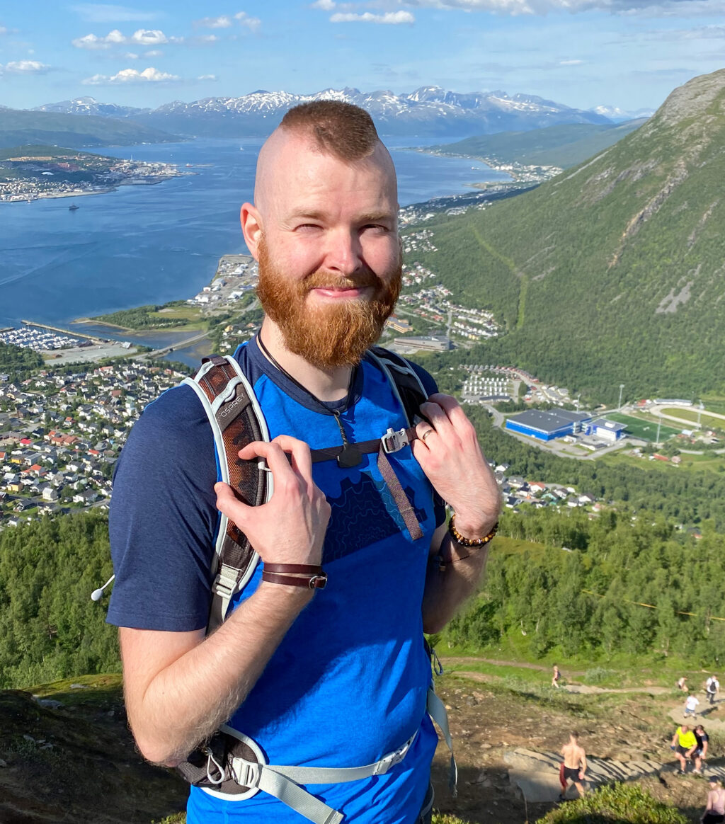 John Christian Vedal på toppen av Sherpatrappa i Tromø. Privat foto