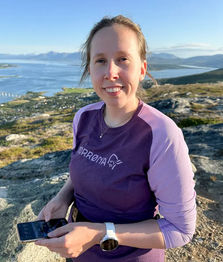 Martine Ryvoll Sivertsen på fjelltur. Privat foto.