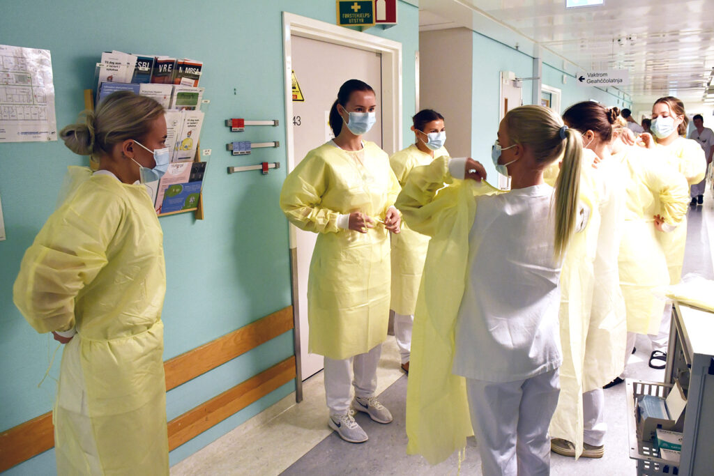 Sykepleierstudenter smittevern (6)