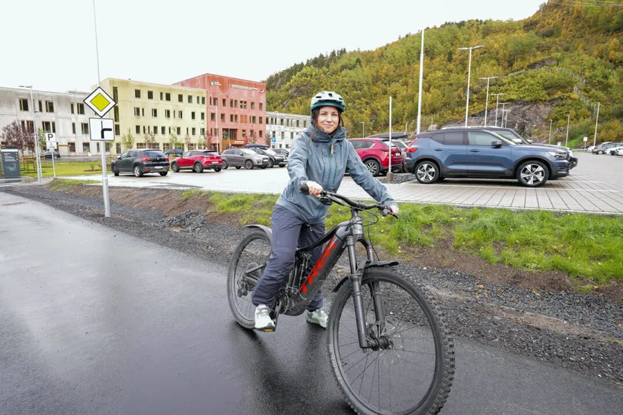 furumoen sykkel parkering sivertsen (2 av 2)