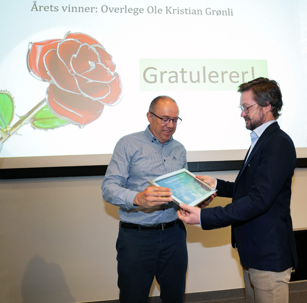 prisutdeling utdanningspris forskningspris (1 av 3)