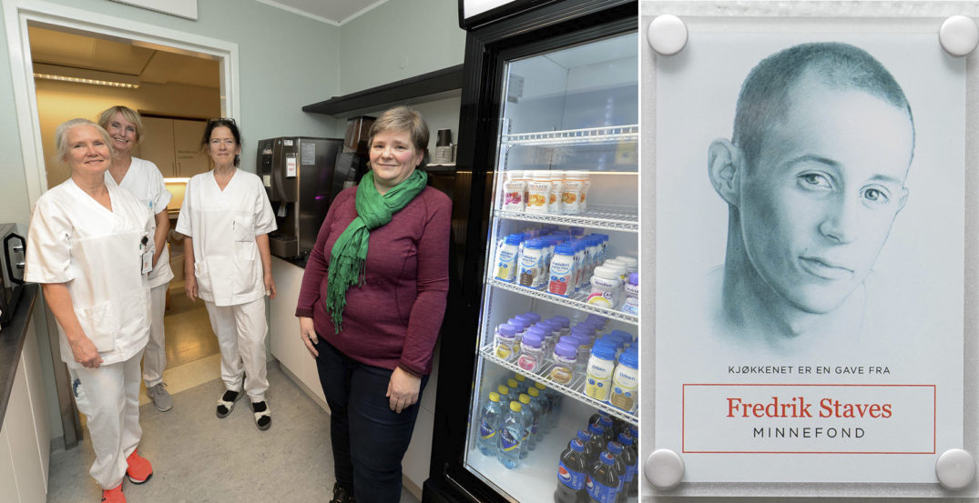 En gruppe kvinner som står ved siden av et kjøleskap