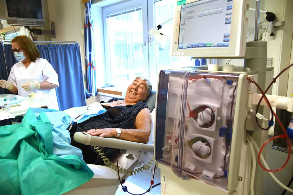 En person i en sykehusseng