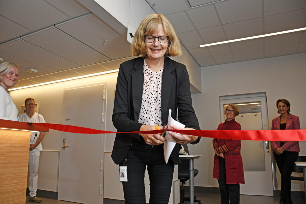 UNN-direktøren klipper snora