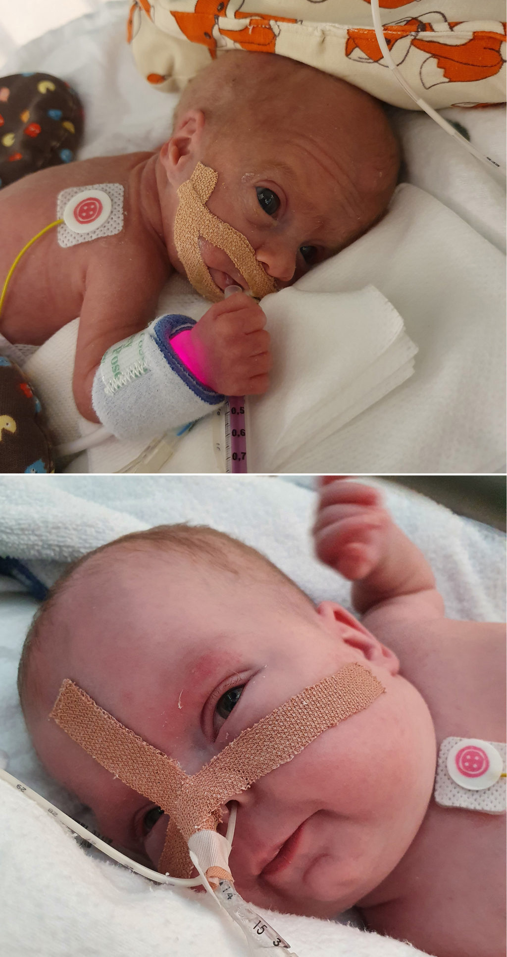 En baby som ligger på et teppe