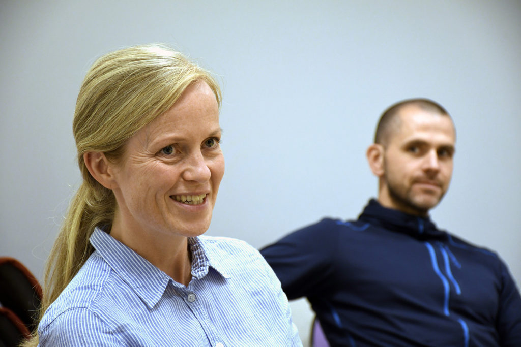 En kvinne og en mann