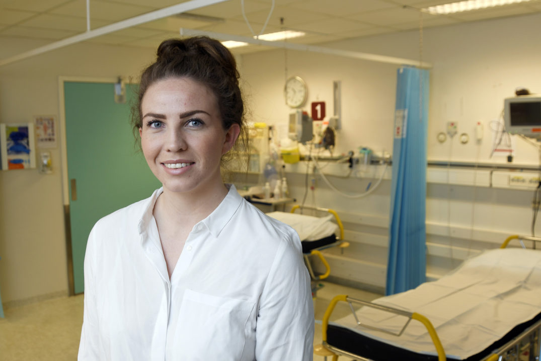 En person på et sykehusrom