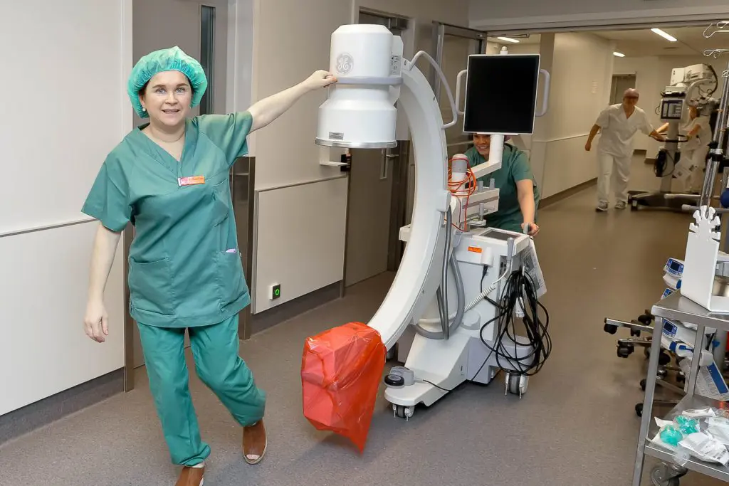 En person på et sykehusrom