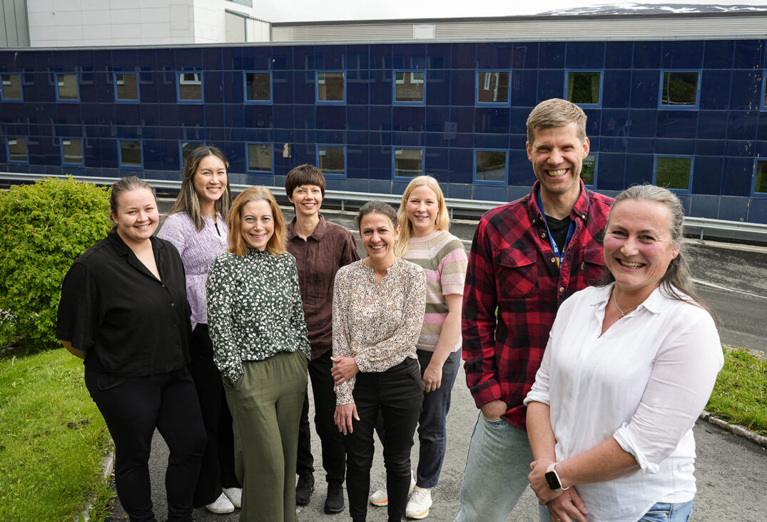 Gruppebilde åtte personer som jobber med KUPP