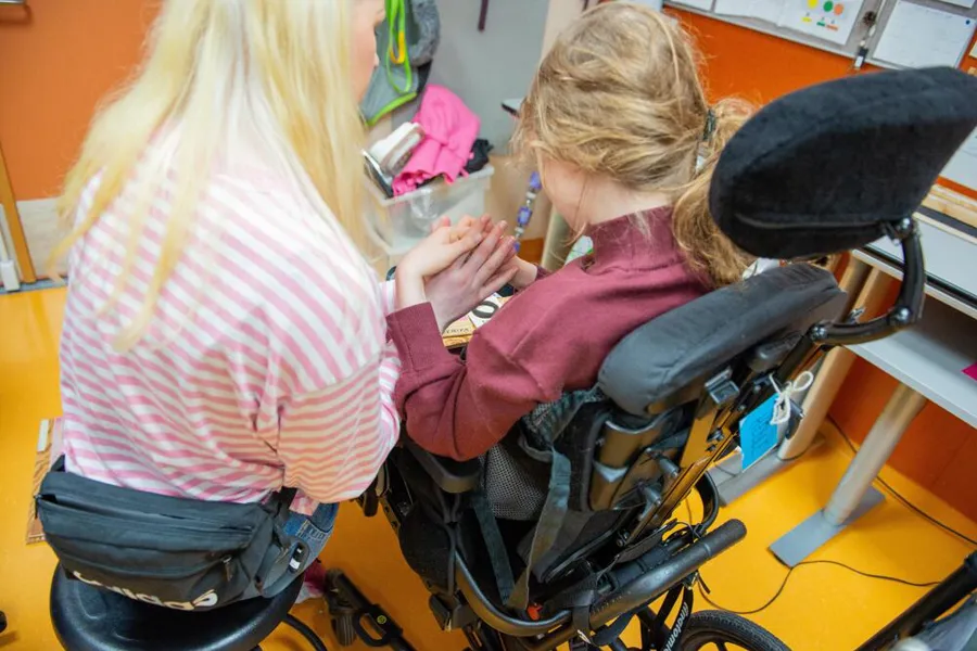 En person i rullestol