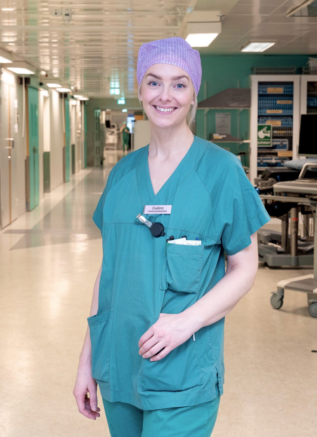 evelinn elvagjeng anestesisykepleier non (1 av 2)