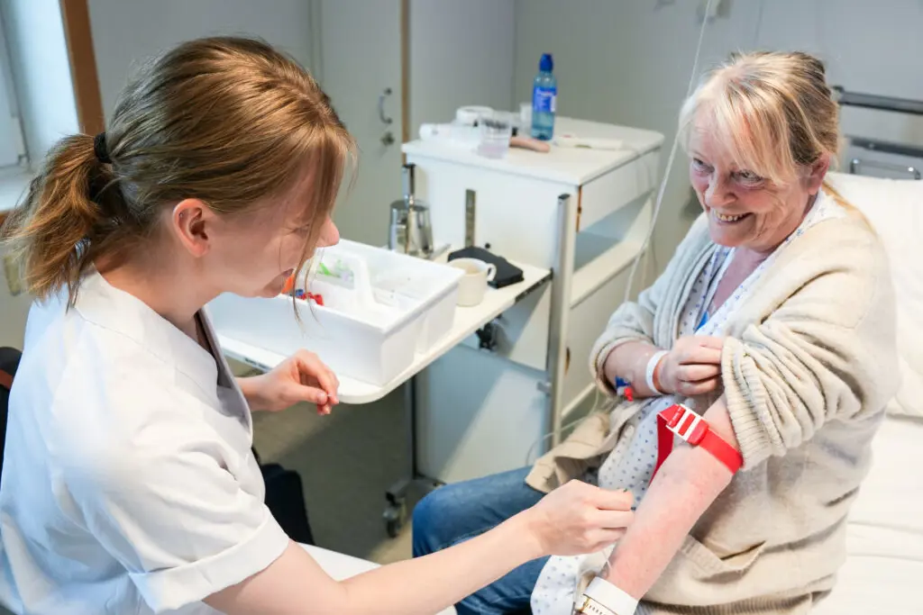 Blodprøvetaking på obsposten Bente Anita Solås 10.06.25