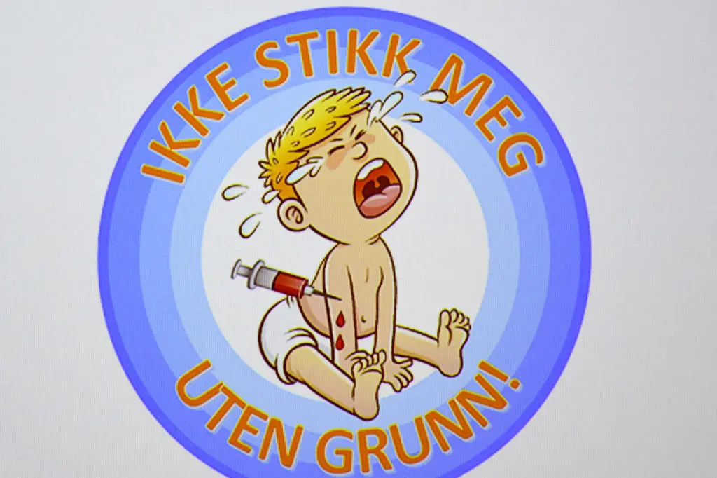 En logo med en løve og tekst