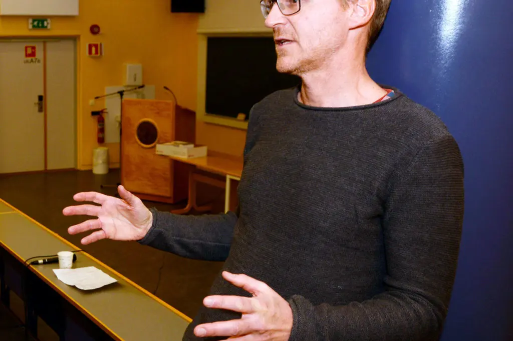 Professor og overlege Claus Klingenberg leder den nasjonale referansegruppen for Nyfødtscreeningen i Norge. Foto: Rune Stoltz Bertinussen