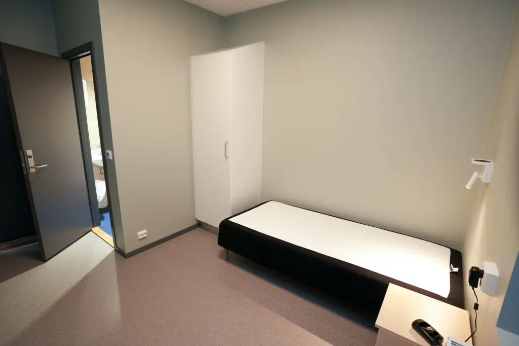 ambulansestasjon Furumoen berglund m.fl (6 av 13)